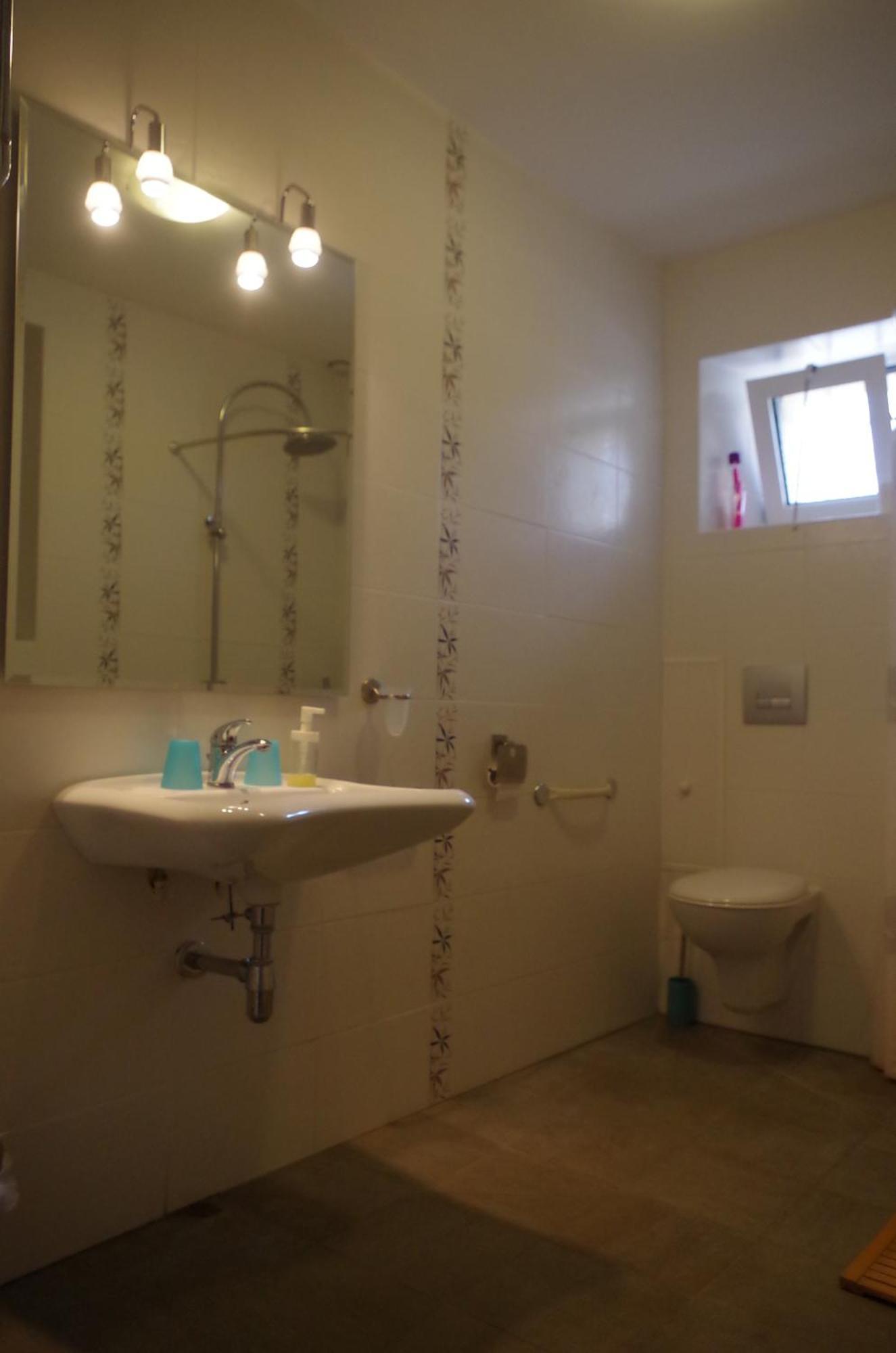 Maison D'Hotes Le Cadran Solaire Courcelles  Kamer foto