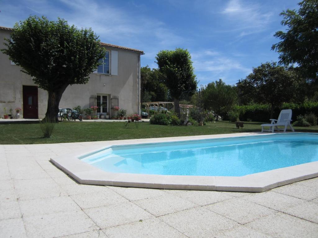 Maison D'Hotes Le Cadran Solaire Courcelles  Buitenkant foto